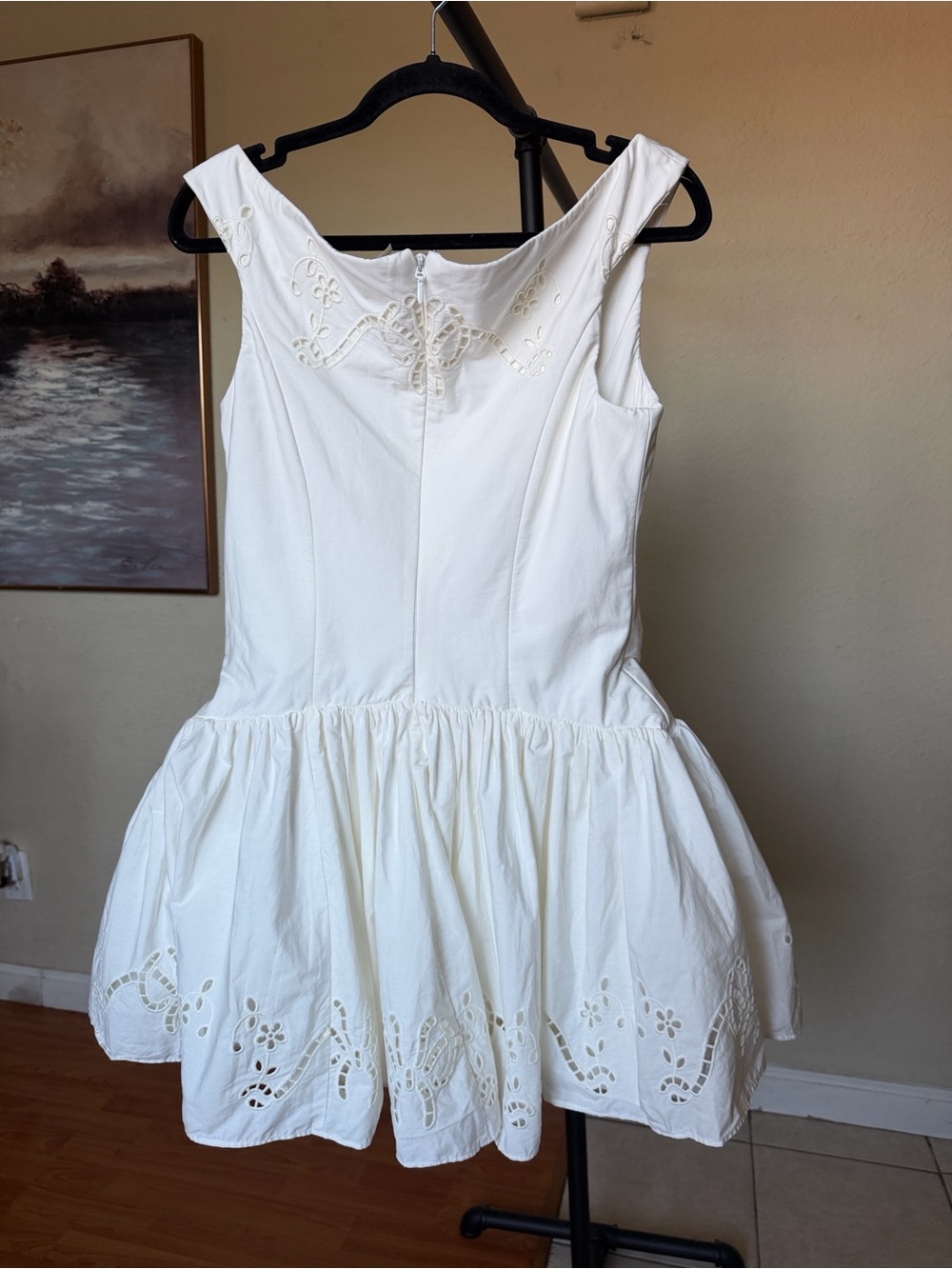 House of CB LAUREN White Cotton Broderie Anglaise Boat Neck Mini Dress NWOT sz L - Picture 10 of 15